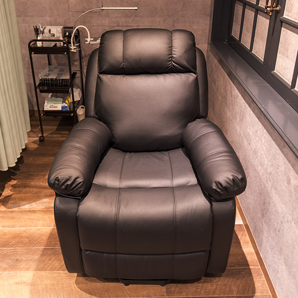 リクライニングソファー